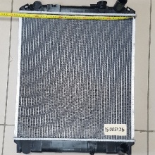 IS005136 Радиатор охлаждения двигателя
