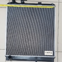IS006736 Радиатор охлаждения двигателя