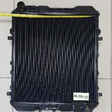 MA015132 Радиатор охлаждения двигателя