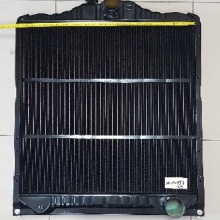 MI1405749 Радиатор охлаждения двигателя.