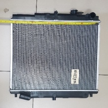 NI022836 Радиатор охлаждения двигателя