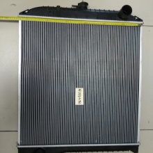 HI000436 Радиатор охлаждения двигателя